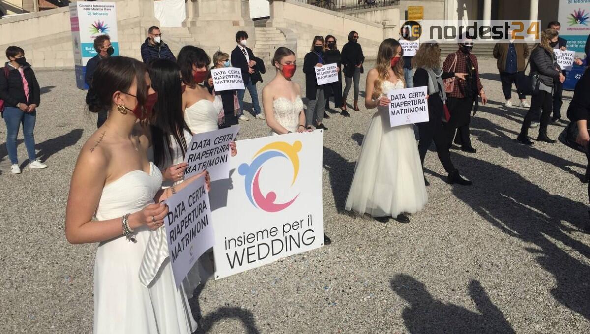 Mondo del Wedding alza la voce e scende in piazza per protesta - 