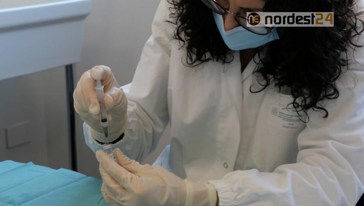 Vaccini, Riccardi: "54mila over 80 in 3 giorni non sono chiacchiere" - 