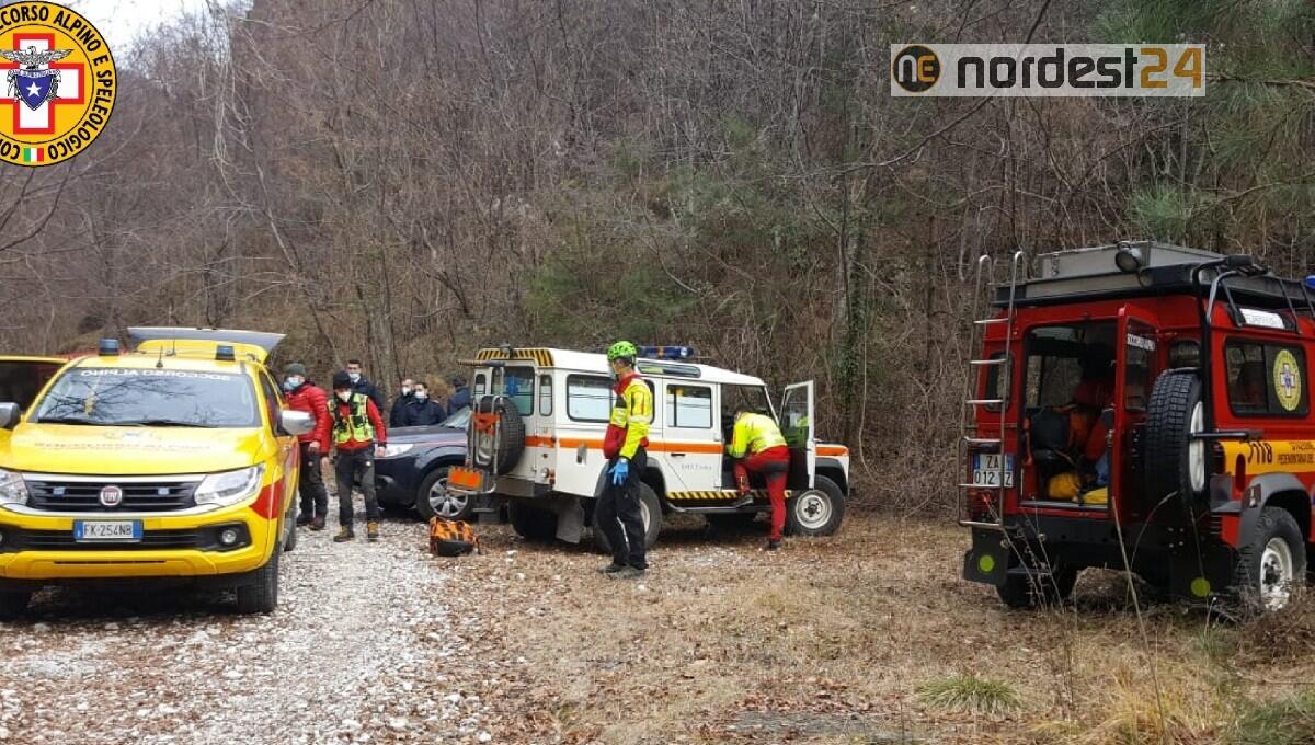 Precipita per 15 metri nella scarpata: deceduto 64enne - 