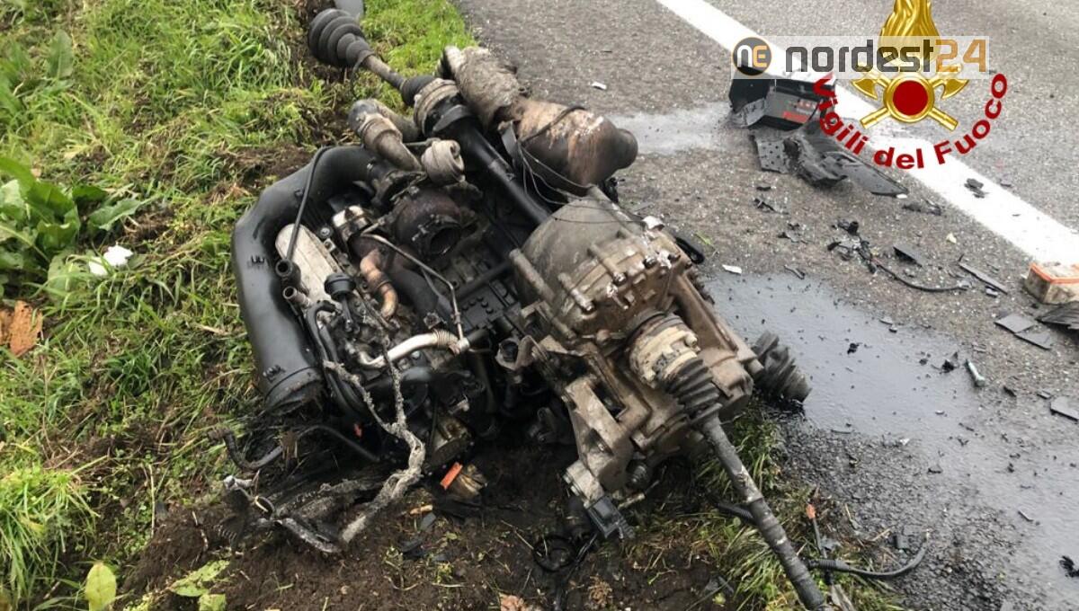 Incidente tra 5 mezzi leggeri: 6 persone ferite - 