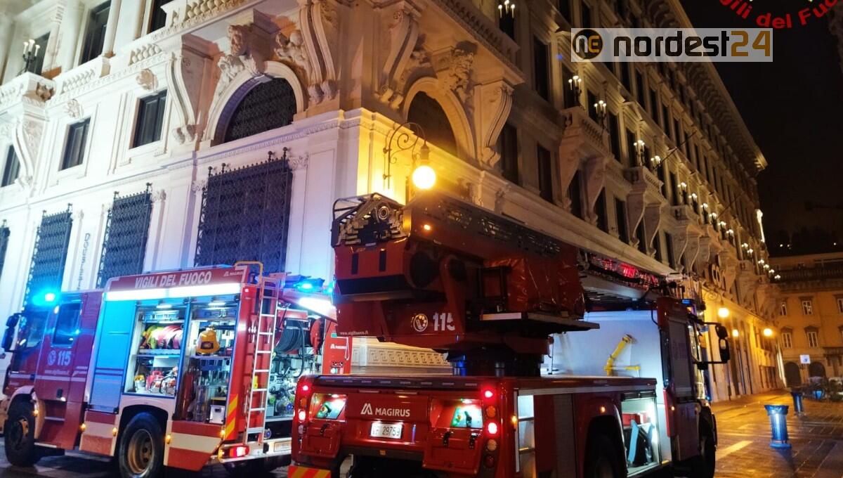 Incendio nella notte in Hotel a Trieste: 24 persone evacuate tra cui un disabile - 