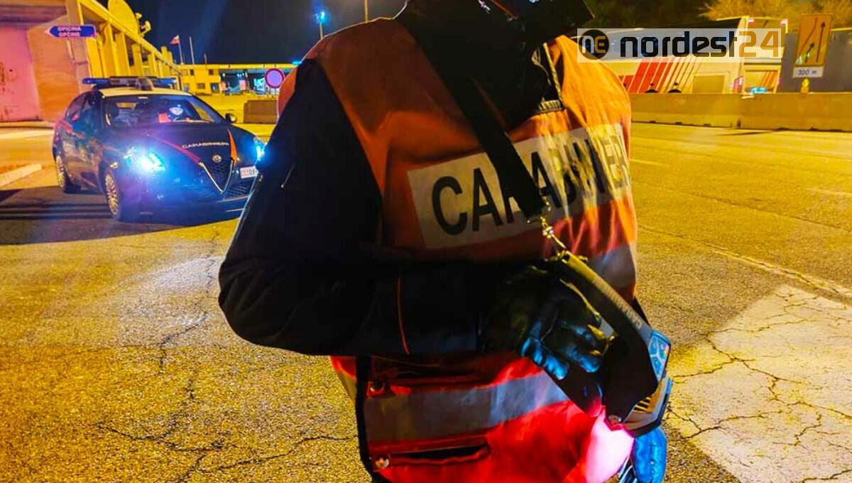 Ricercato per furti da 12 anni: arrestato sul bus a Fernetti - 