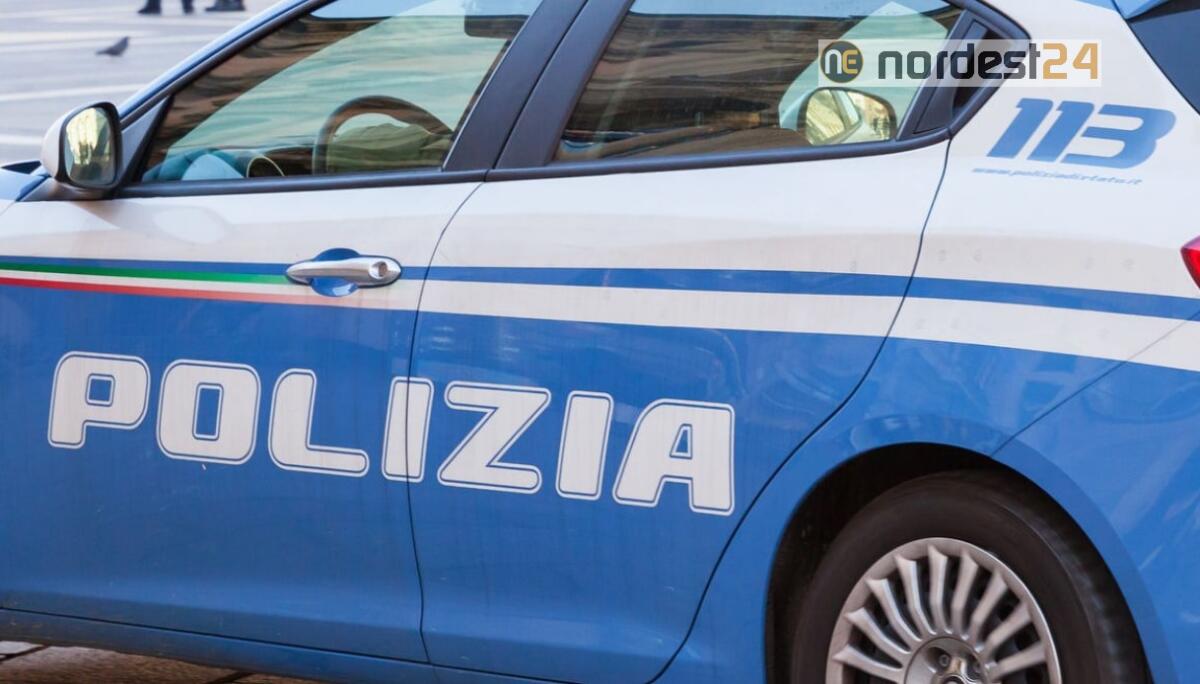 Trieste, 20enne aggredisce la Polizia in piazza: denunciato - 
