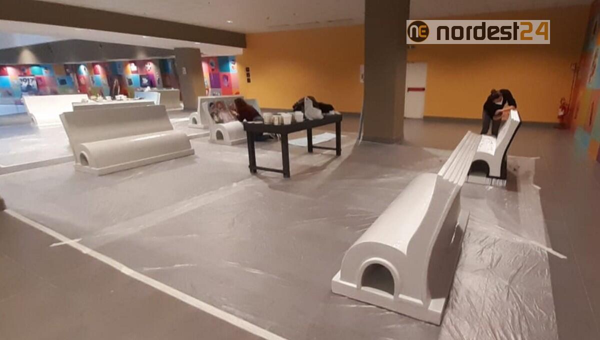 Panchine d'artista al Granfiume: spazio agli artisti e alla bellezza - 