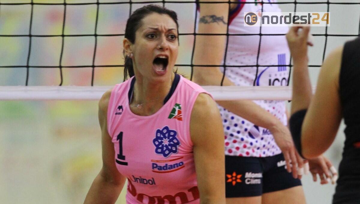 La pallavolista resta incinta e senza stipendio: il club la cita per danni - 