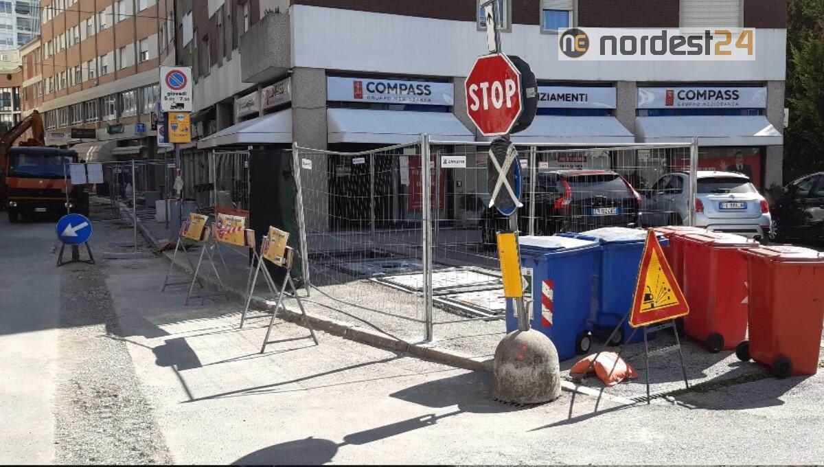 Pordenone, via De Paoli domani mattina riapre il tratto verso corso Garibaldi - 