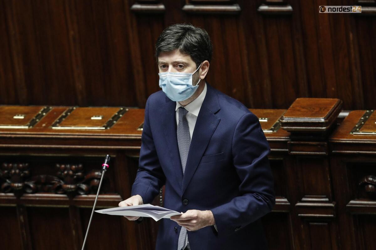 Speranza: "Curva contagi sta risalendo in modo significativo" - 