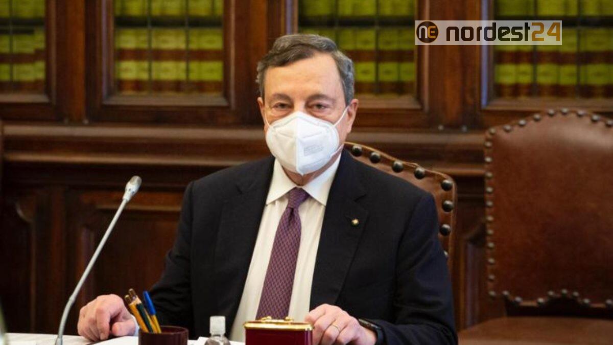 Draghi e Macron: "Con ok dell'Ema, Astrazeneca riparte" - 