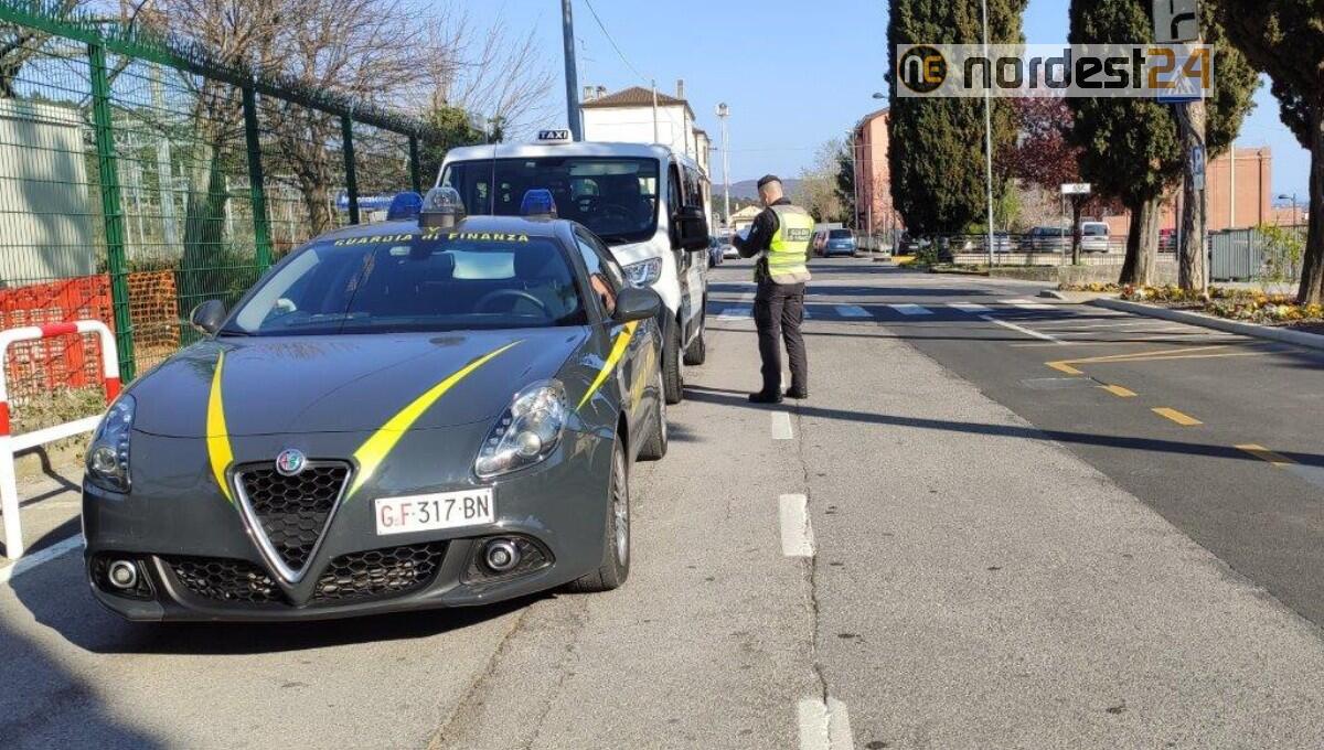 Ncc abusivi e senza alcun rispetto delle norme anti contagio - 