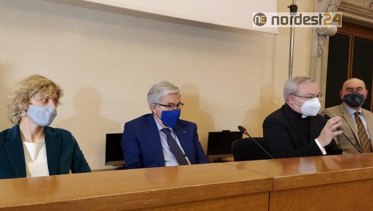 Udine. Presentata l'esposizione internazionale  «La forma dell’infinito» - 