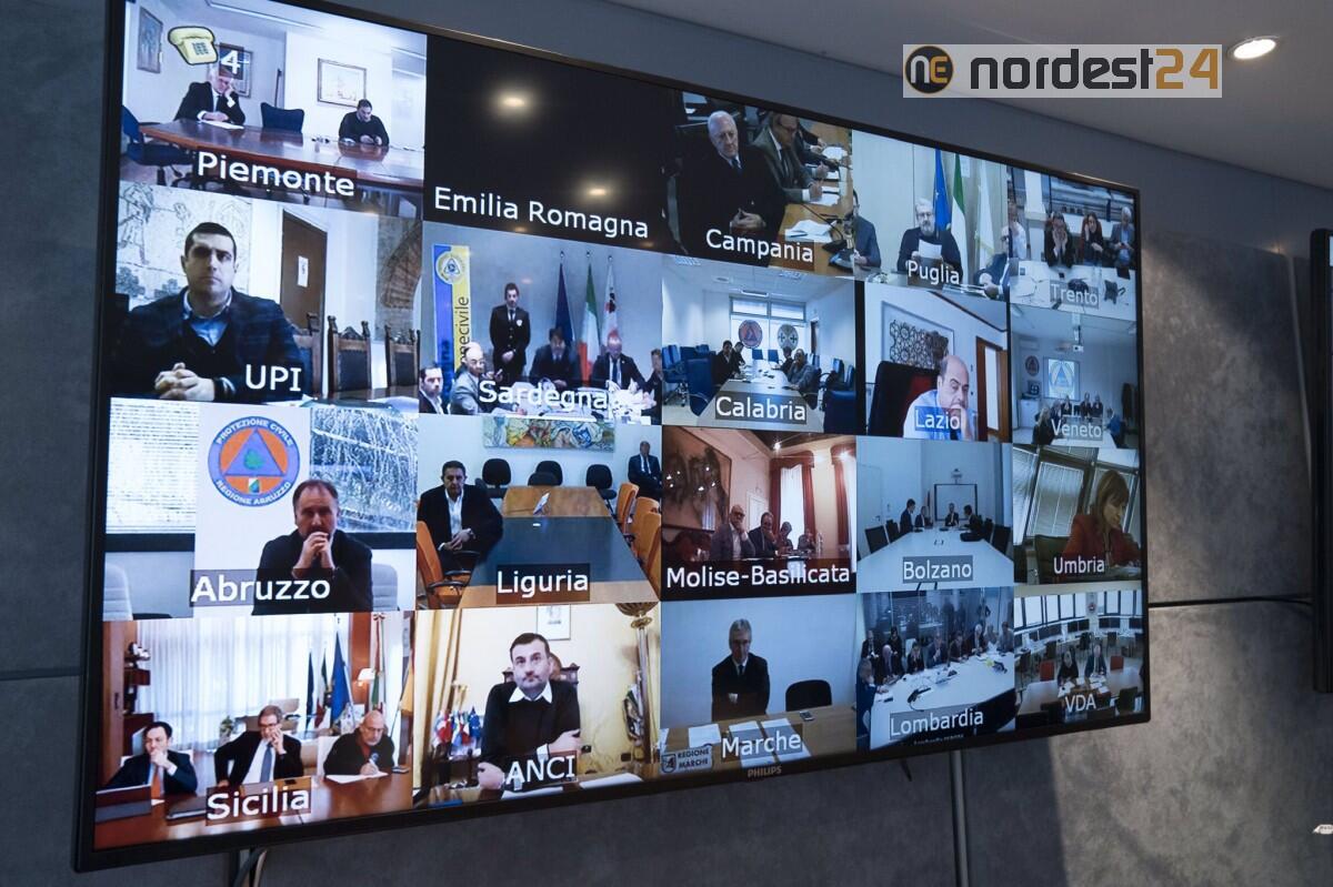 Al via riunione Governo - Regioni - Comuni su nuove misure - 