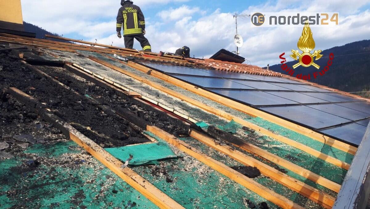 Pannello fotovoltaico si surriscalda: brucia il tetto in legno - 