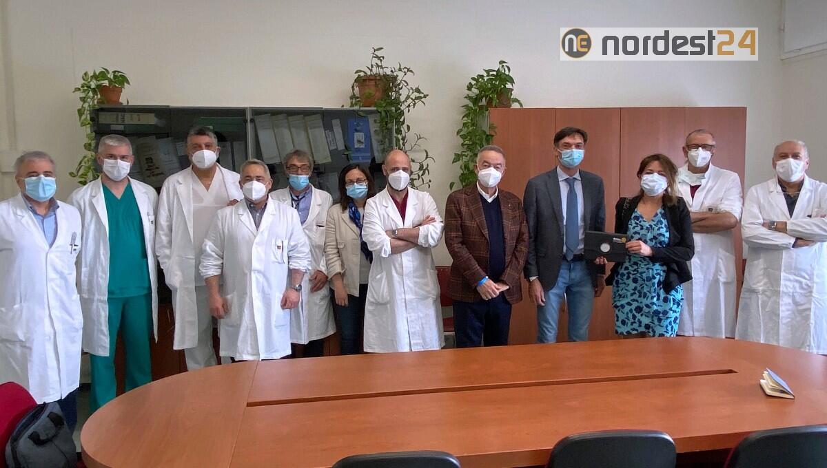 Il Rotary di Portogruaro ha donato 10 tablet all'Ulss4 - 