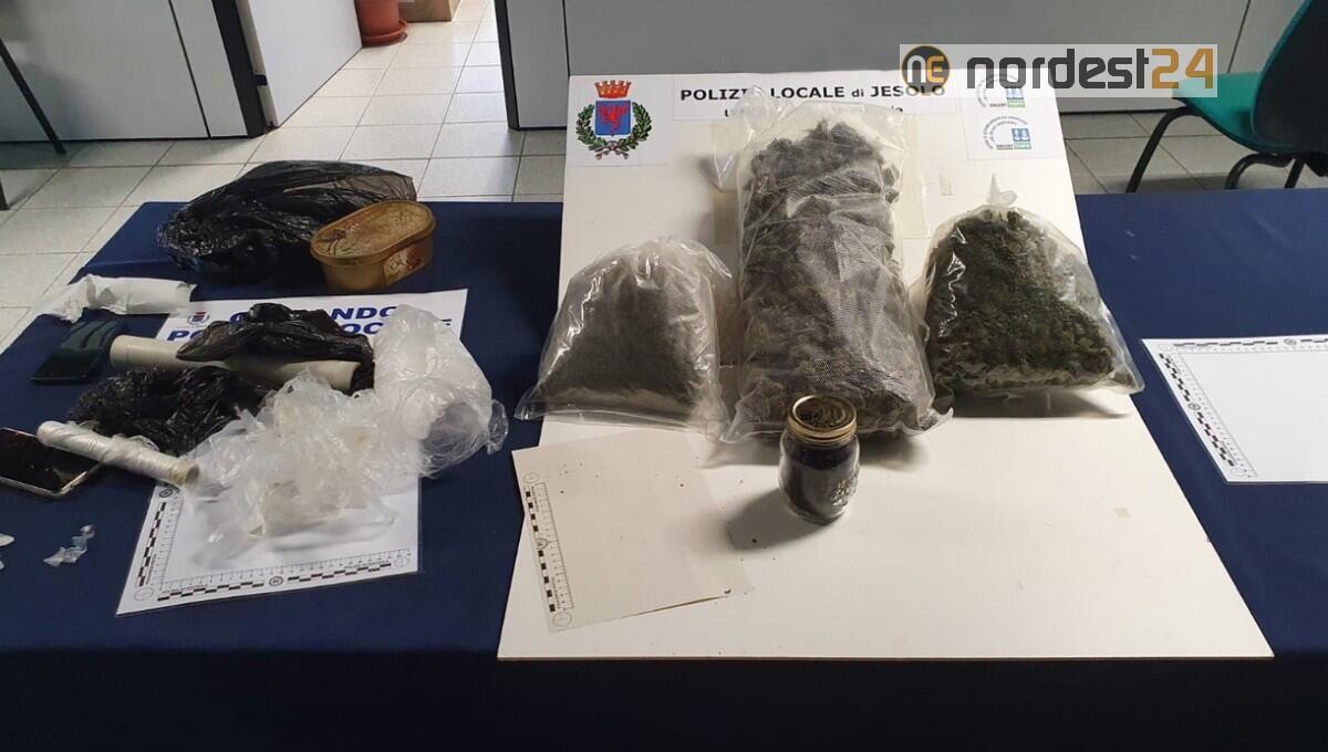 La Polizia locale di Jesolo arresta due persone per spaccio di droga - 
