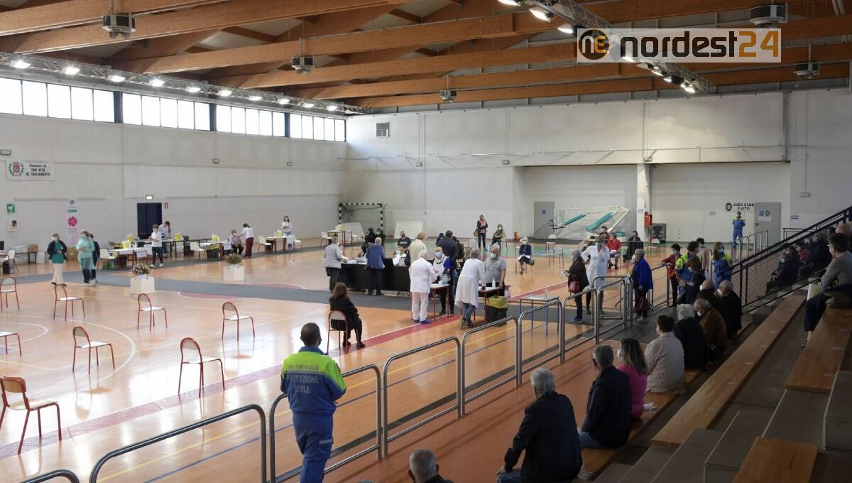 Inaugurato il centro vaccinale a San Vito al Tagliamento - 