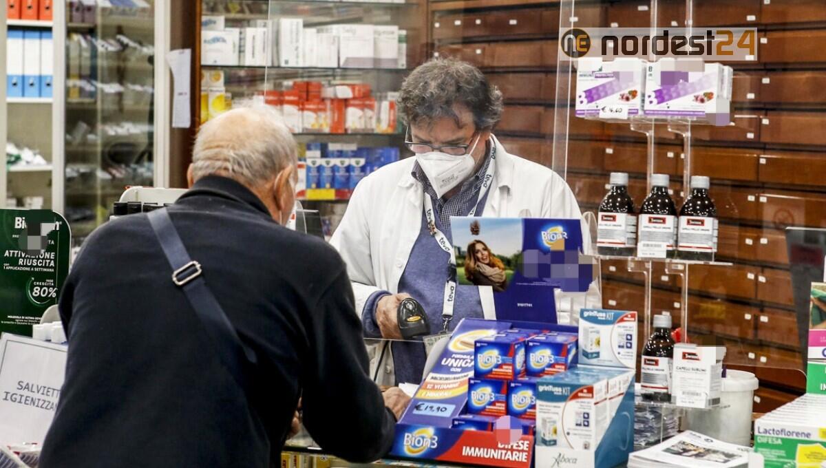 In Fvg entro aprile vaccini inoculati anche nelle farmacie - 