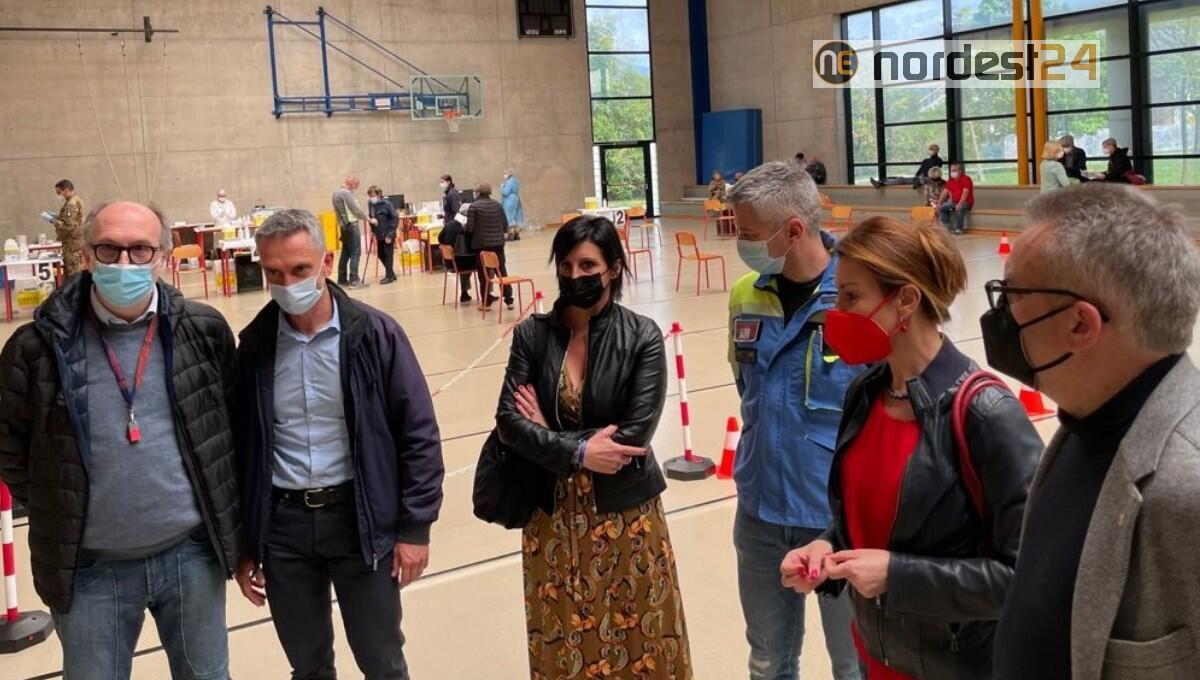 Vaccini, Riccardi: "a Sacile un altro mattoncino della campagna massiva" - 