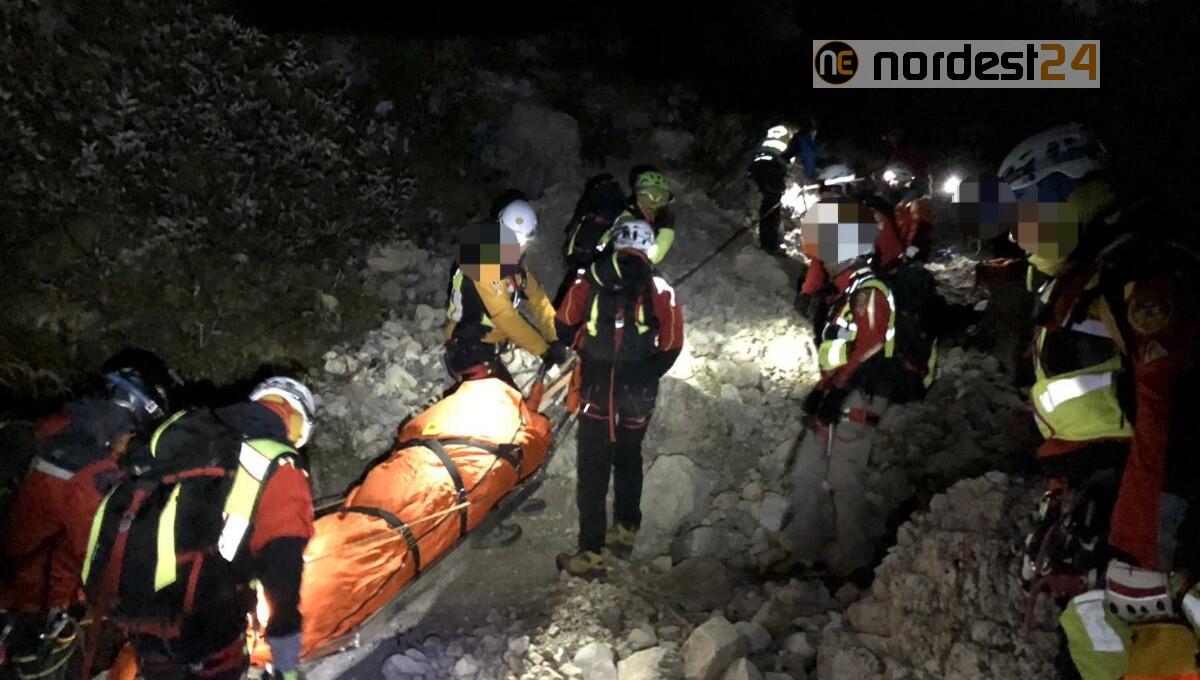 Falcade, cade e batte la testa: soccorso a 1750 m. gestore della Baita dei Cacciatori - 