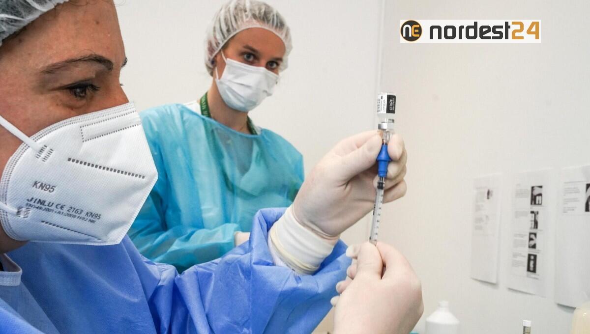 Vaccino, ok tutti i nati nel 1971: non serve aver compiuto i 50 anni - 