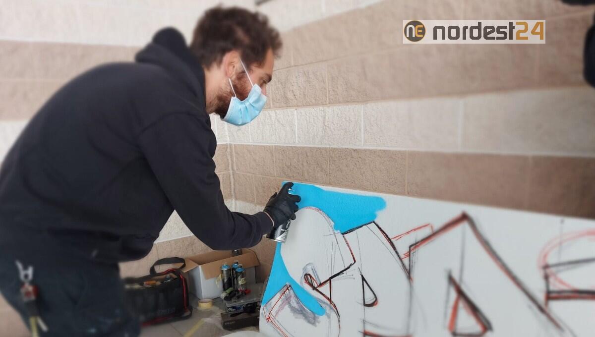 Contest "Panchine d'artista" indetto dal Centro commerciale Granfiume - 