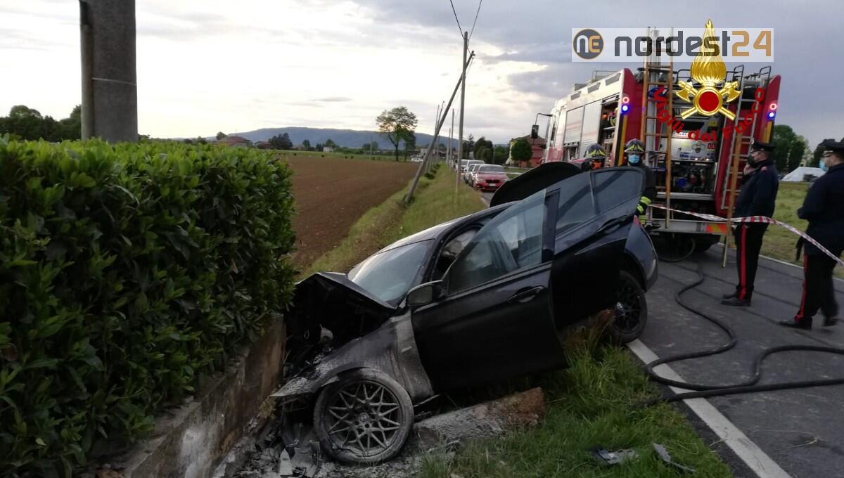 Scontro tra due auto: deceduta una giovane donna e un ferito grave - 