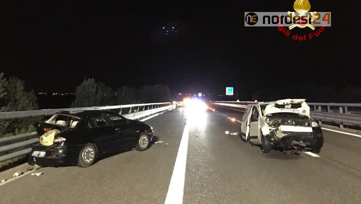 Scontro tra 3 auto in A31: chiusa l'autostrada, tre persone ferite - 