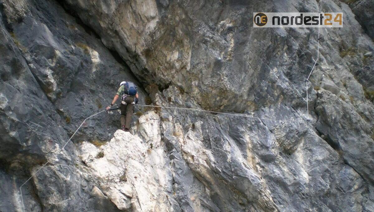 Un uomo cade nel rio e un altro in difficoltà nella palestra di roccia: 2 interventi del Soccorso Alpino - 