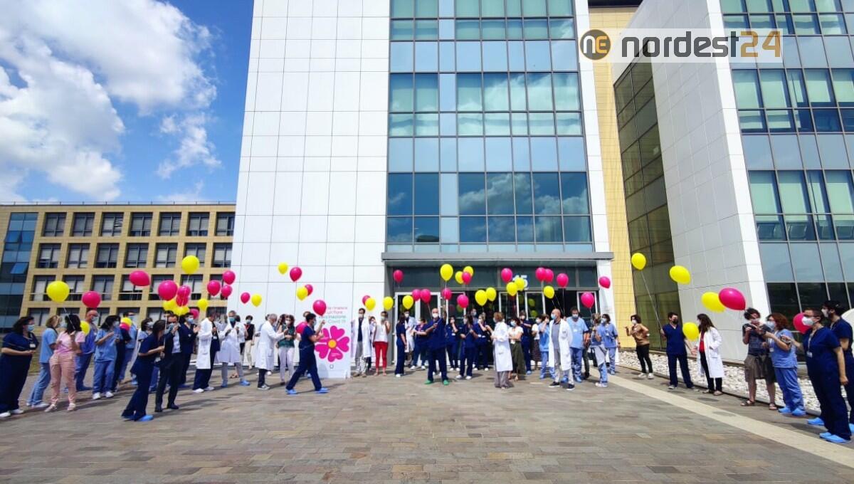 Flash-mob all’Ospedale di Udine per sensibilizzare la campagna vaccinale - 