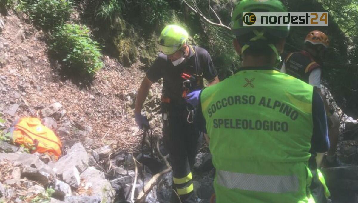 Precipita per 40 metri in un dirupo: deceduto 63enne di Tolmezzo - 