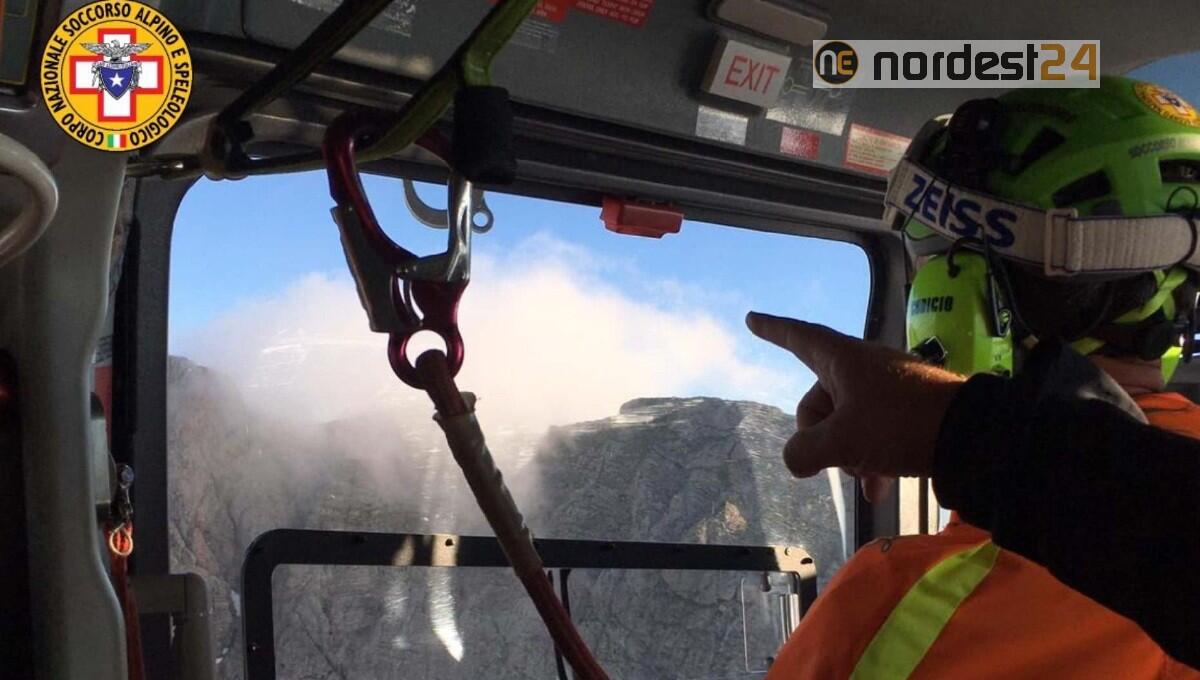 Precipitano in un crepaccio sulla Marmolada: muore una ragazza, lui ferito - 