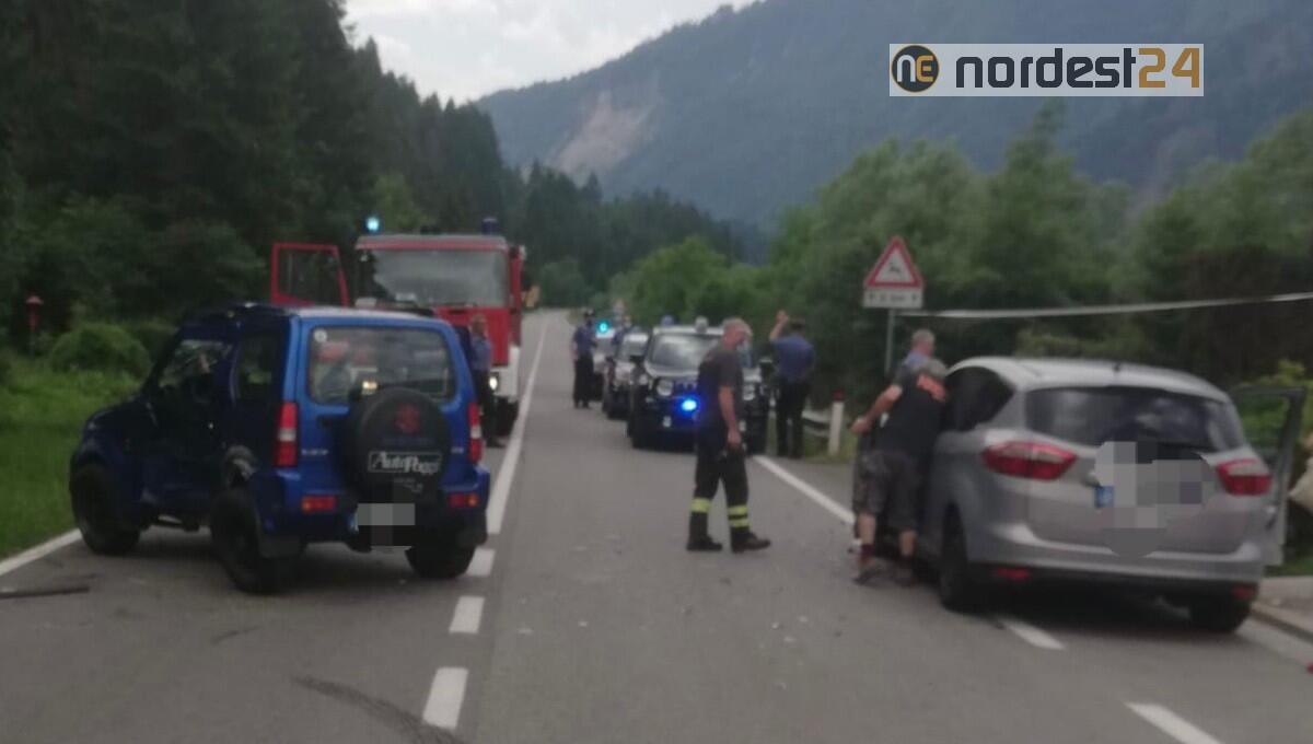 Scontro tra due auto a Sutrio: perde la vita  il 74enne Giancarlo Di Ronco - 