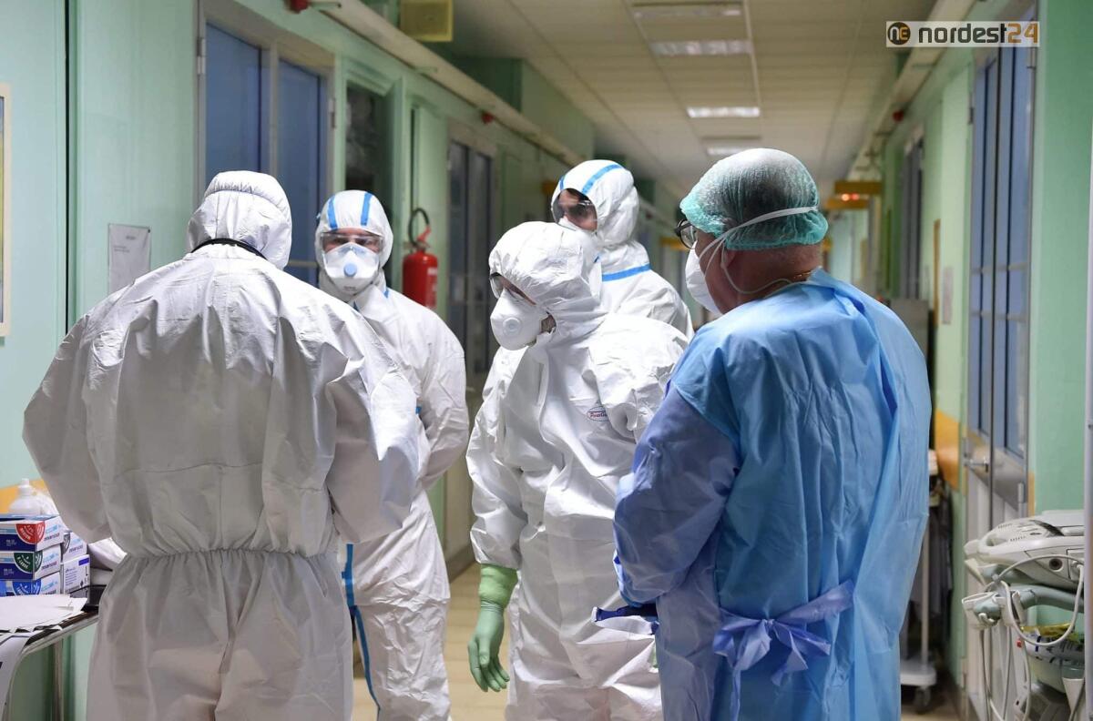 Covid: Gimbe, in due mesi -84% ricoveri e -82% terapie intensive - 