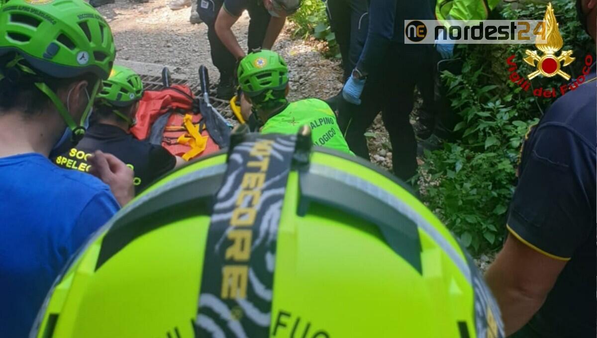 Trieste, cade dalla bici durante una discesa: ferito ciclista 48enne - 