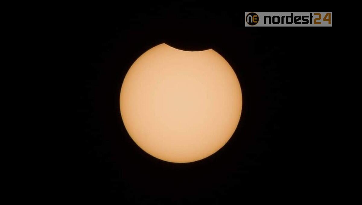 Eclissi di sole parziale in Friuli Venezia Giulia: le foto - 