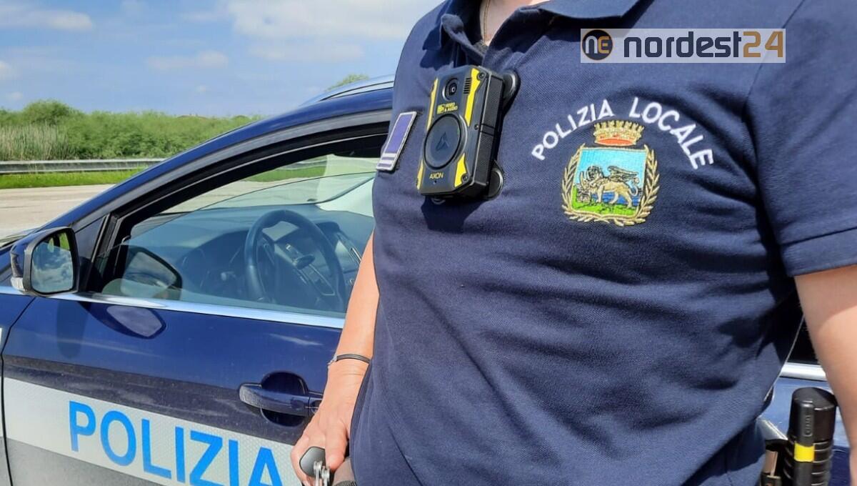 A Jesolo la Polizia locale sperimenta le bodycam per gli agenti - 