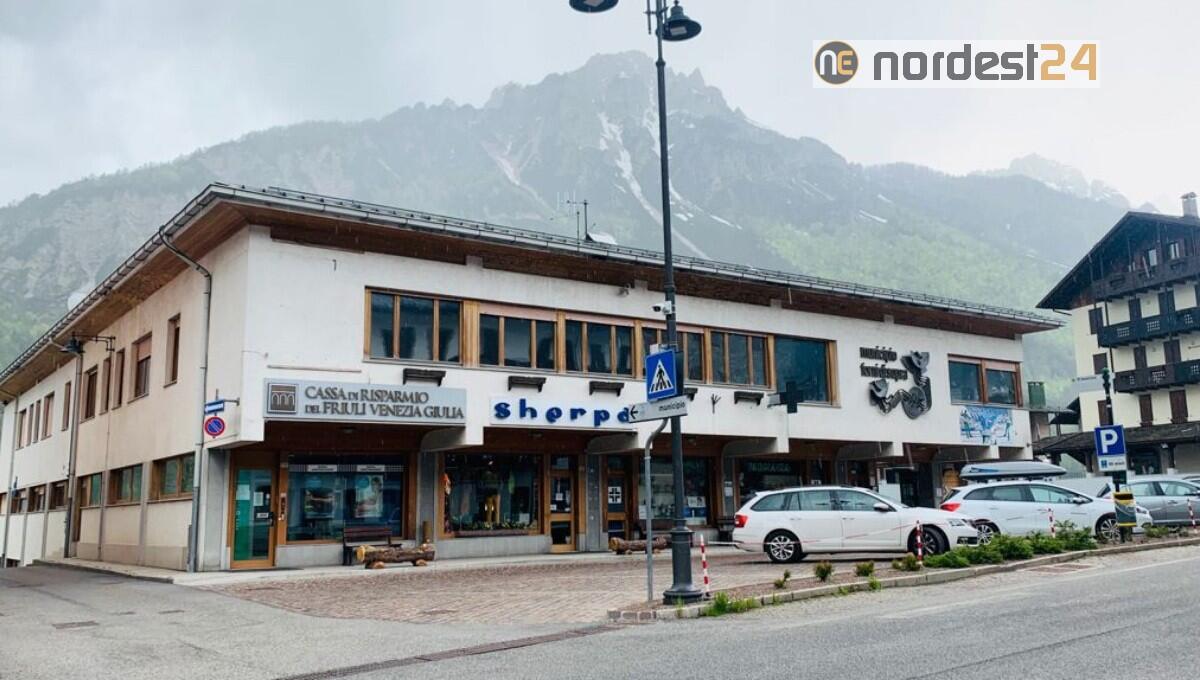 Demolizione e ricostruzione del Municipio di Forni di Sopra: importo di 5.300.000 euro - 