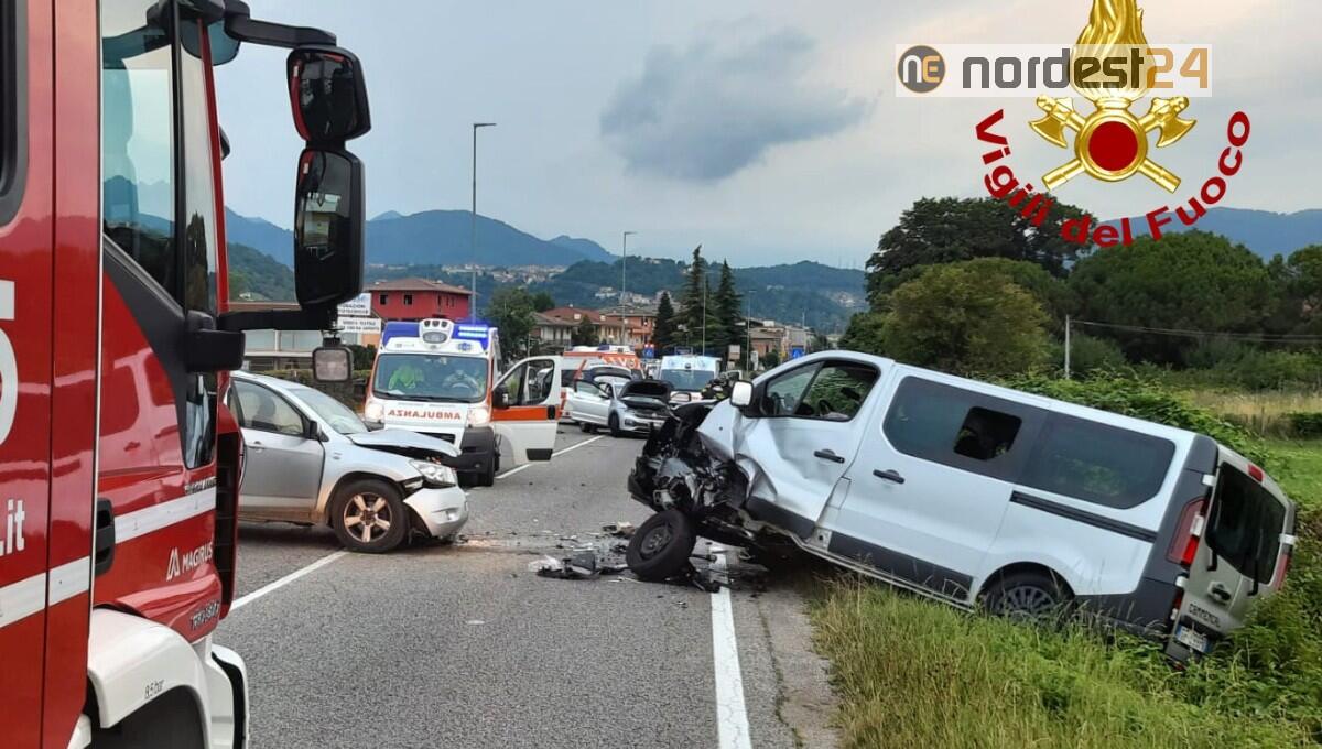 Scontro tra un Suv e un furgone: sei persone ferite - 
