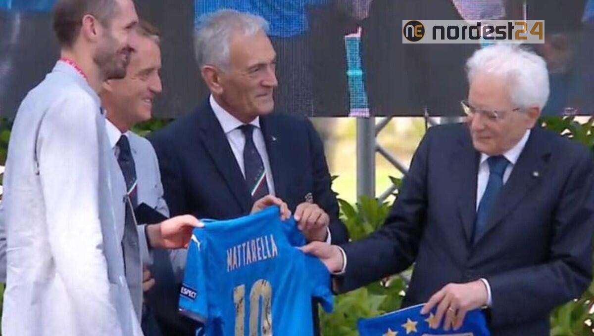 Italia campione d'Europa, azzurri da Mattarella e Draghi - 