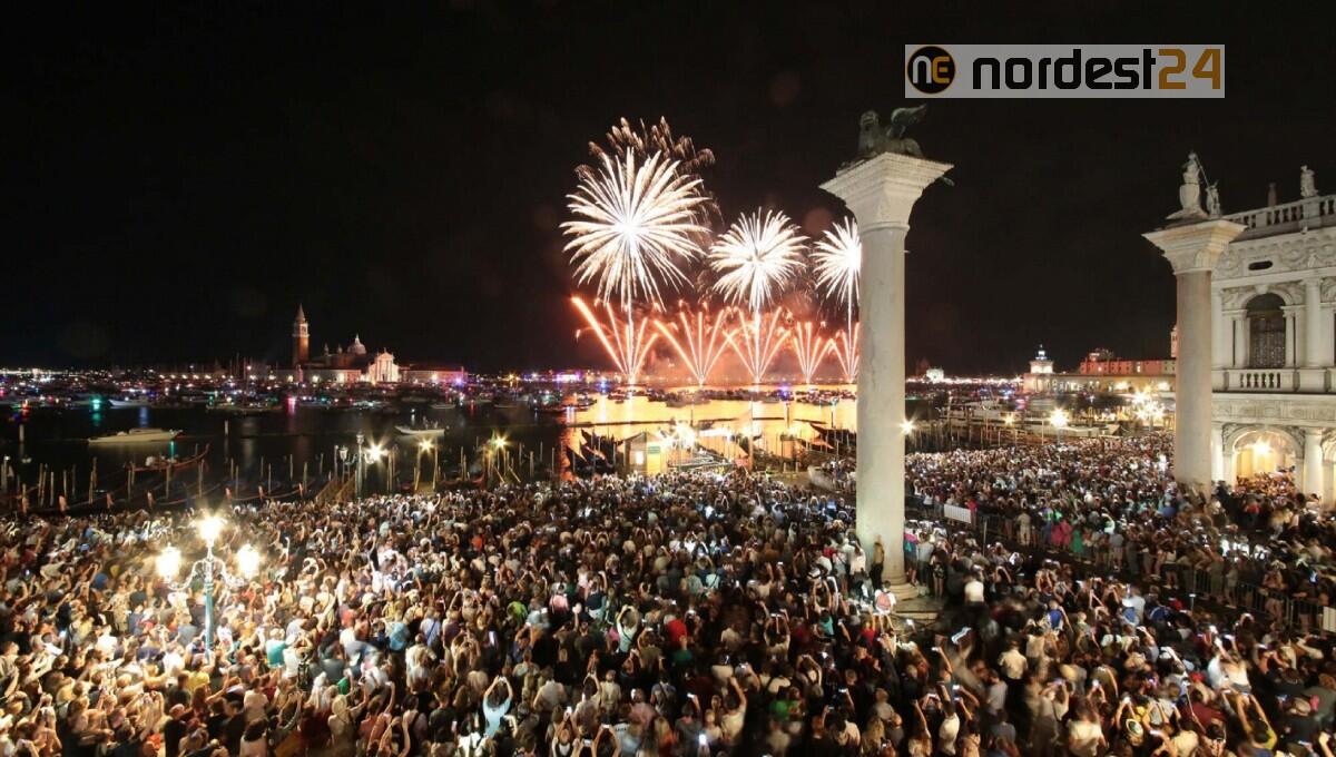 Green Pass obbligatorio a Venezia per  il Redentore: prima volta in Italia - 