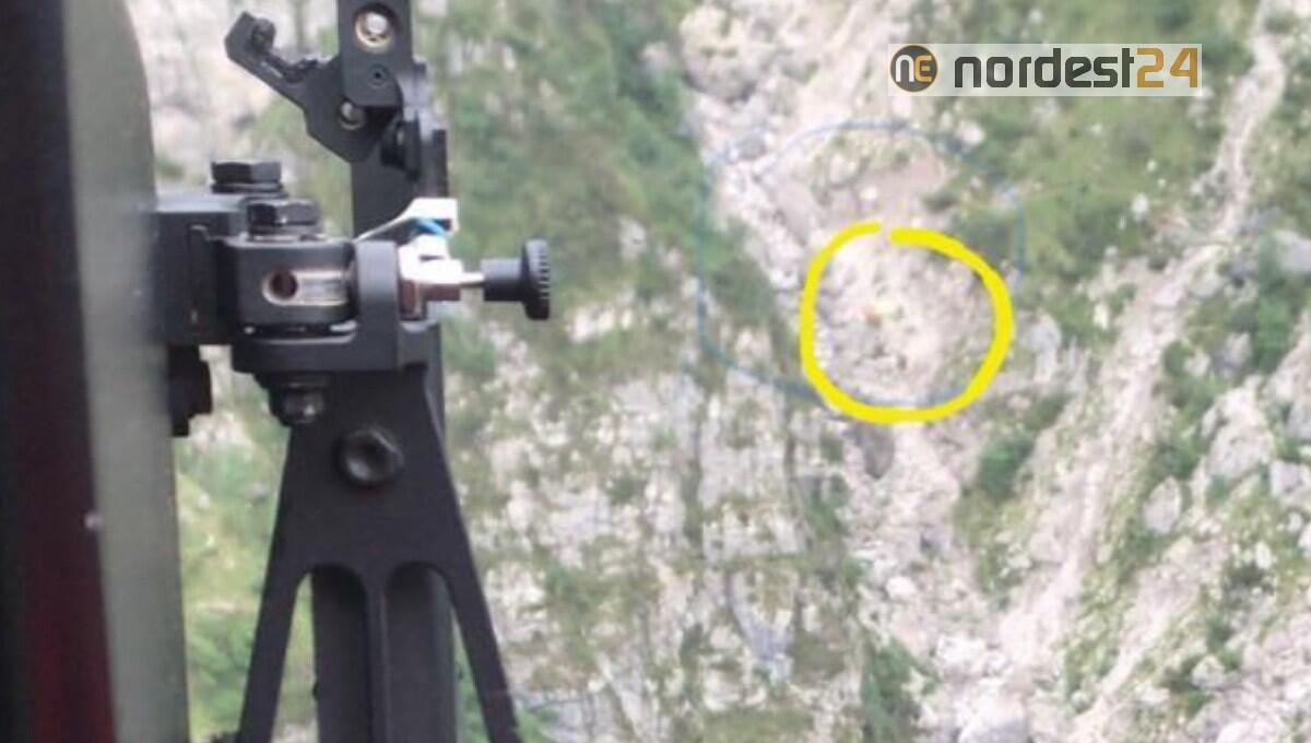 Andreis. Scivola e ruzzola per venti metri: soccorso con l'elicottero - 