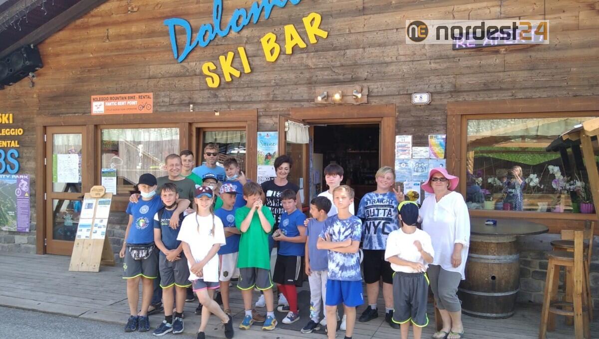 Bimbi lituani orfani e con problemi di leucemia "in ritiro" a Forni di Sopra - 