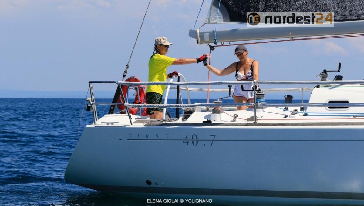 Stupenda giornata di sole per la 50^ edizione della Lui & Lei di Lignano - 