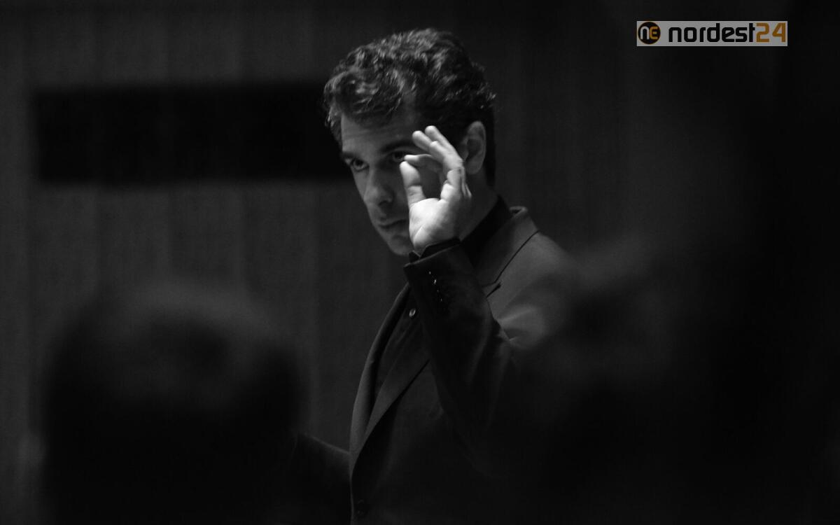 Carniarmonie, doppio appuntamento a Tolmezzo con la Fvg Orchestra diretta dal maestro armeno Sergey Smbatyan - 