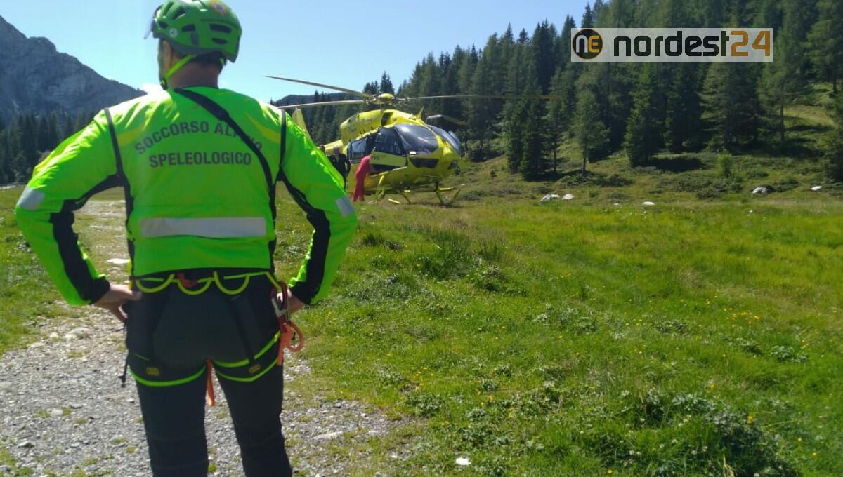 Monte Cavallo. Cade durante la scalata con un volo di 20 metri: recuperato dall'elisoccorso - 