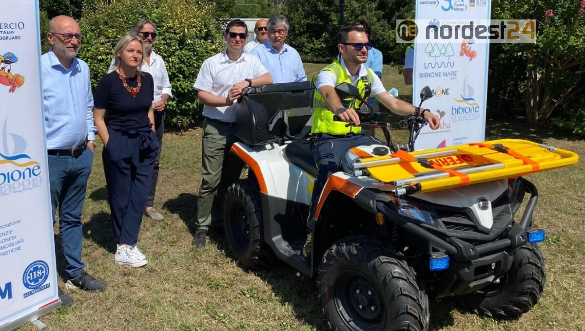 Donato un quad per l'attività di primo soccorso a Bibione - 