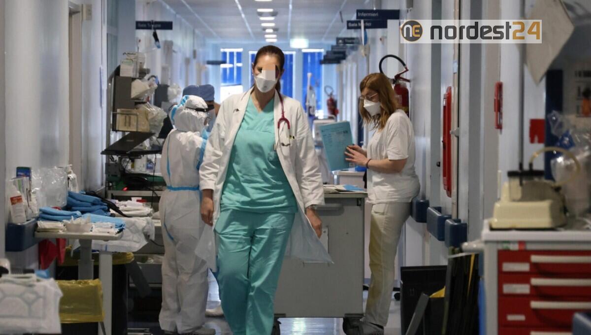 Ordine di Pordenone sospende 12 medici non vaccinati - 