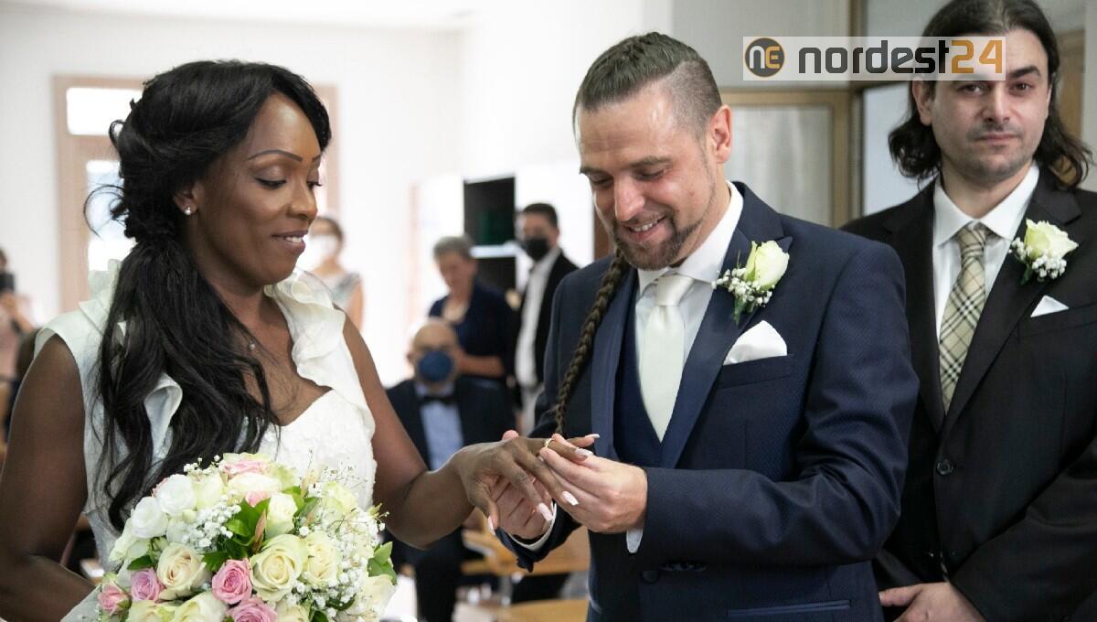 Primo matrimonio in friulano anche a Nimis: auguri a Dj Tubet e la sua Sandra - 