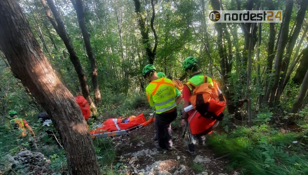 A Trieste malore in costa dei Barbari risalendo il sentiero: deceduto un uomo - 