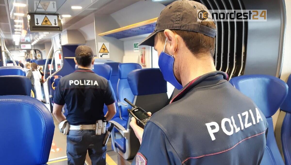 Due donne molestate da un uomo sul regionale Venezia-Udine - 