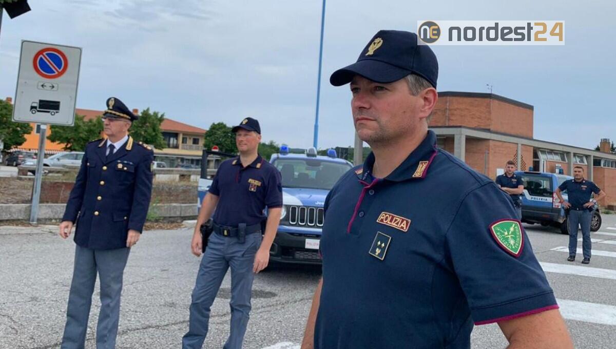 Trieste, anche a Ferragosto la Polizia di Stato è fra la gente - 